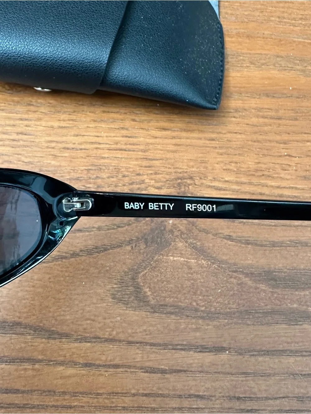 Robert & Fraud Baby Betty Sunglasses